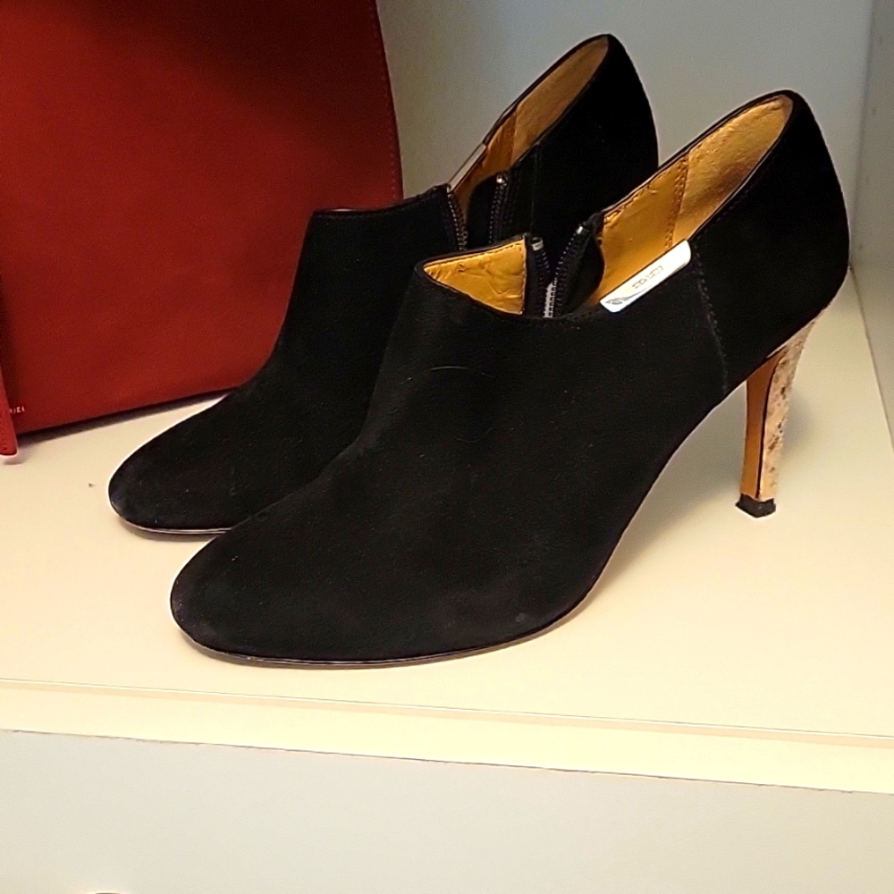 Black Coach booties size 7.5